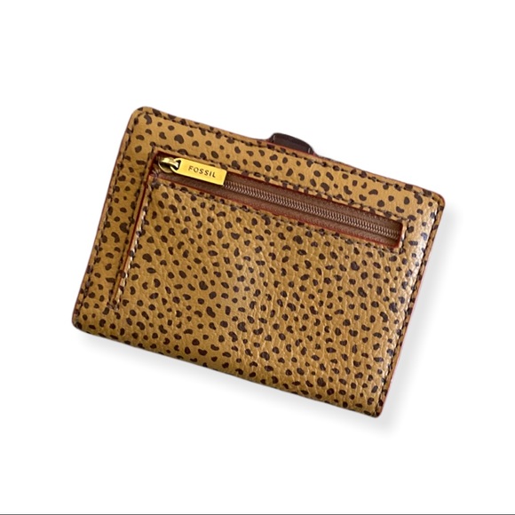 Animal Print Fossil Wallet - Picture 2 of 4